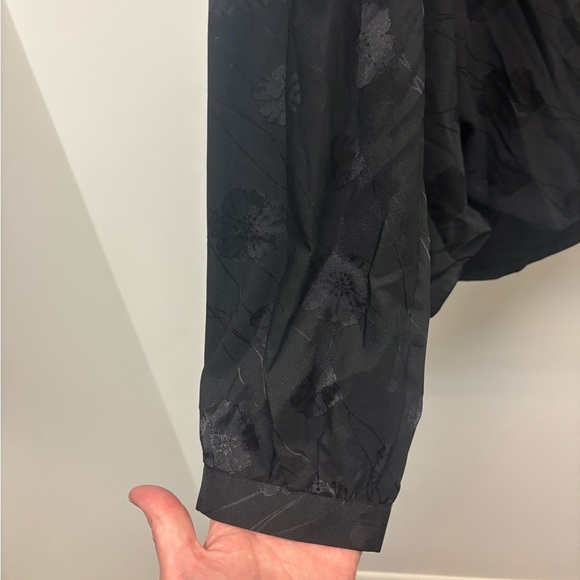 Silk Floral Blouse - Picture 6 of 6